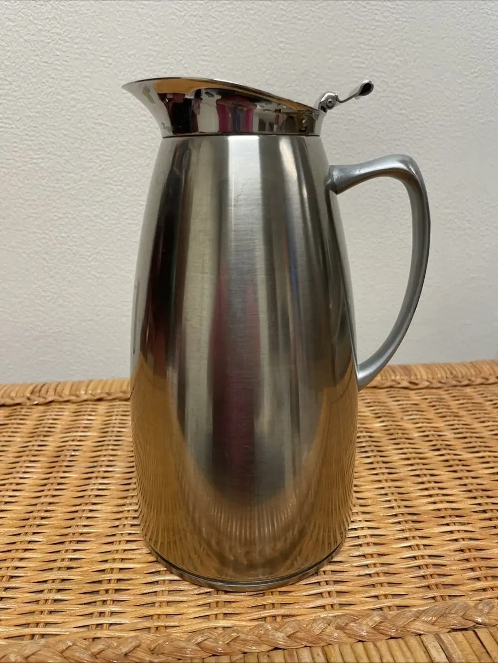 Collectors Camel Brand Stainless Steel No. 923115 Double Walled Carafe
